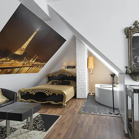 Penthouse Suites Gold *