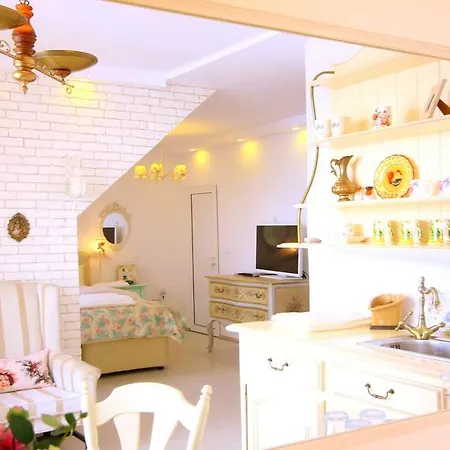 Penthouse Suites Gold Apartament