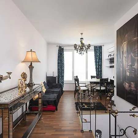 Penthouse Suites Gold Apartment